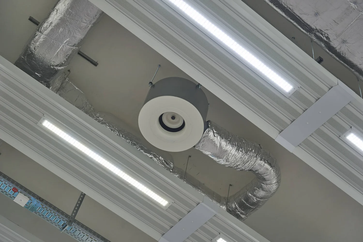 FTZ Sport Oldenburg – Luftauslass an der Decke