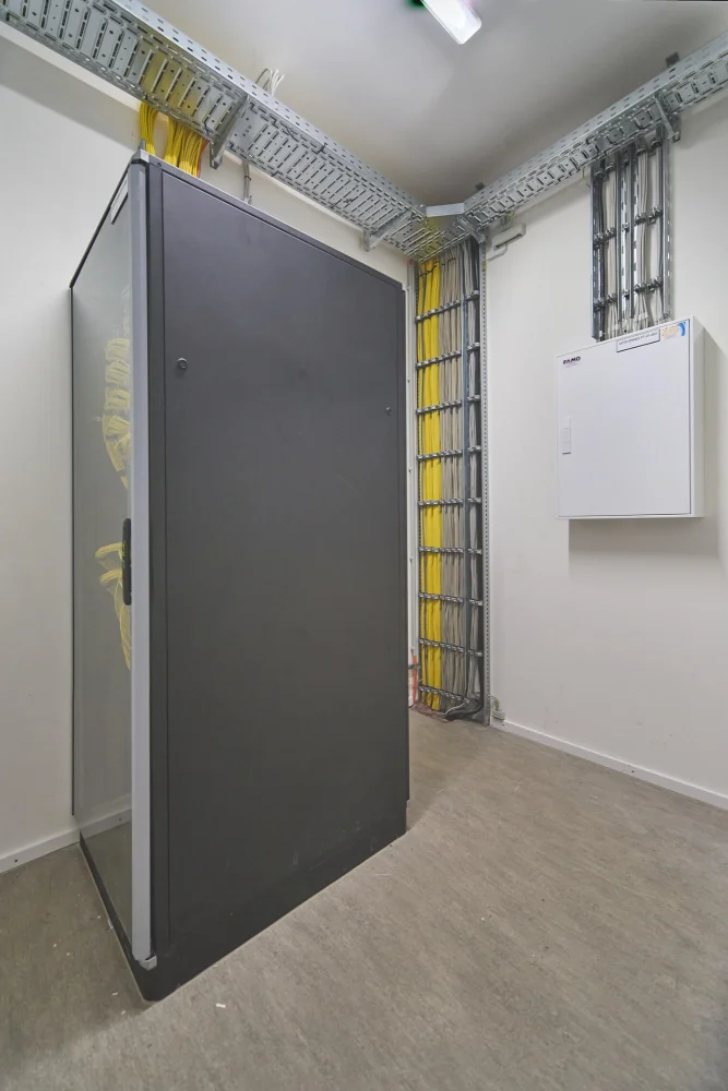 FTZ Sport Oldenburg – Netzwerkschrank