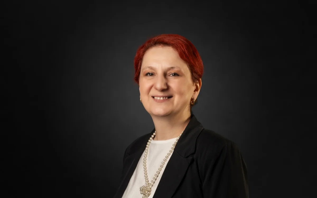 Buchhalterin Inga Lomidze